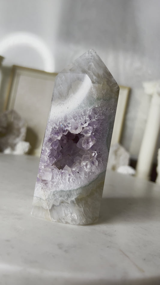 Agate Tower w/ Lilac Druzy